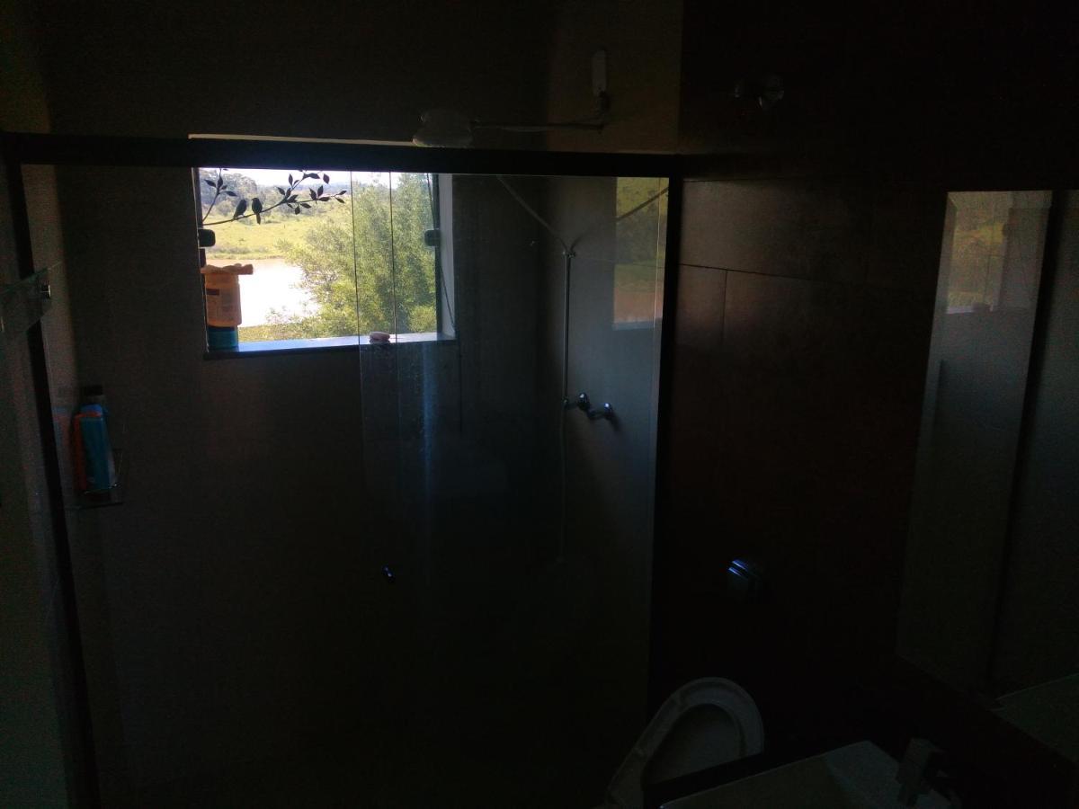 Casa Com Piscina Fundo Pra Represa E Ar Condicionado Casinhabrancadevaranda Ijaci Exteriér fotografie