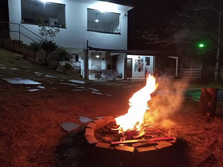 Casa Com Piscina Fundo Pra Represa E Ar Condicionado Casinhabrancadevaranda Ijaci Exteriér fotografie