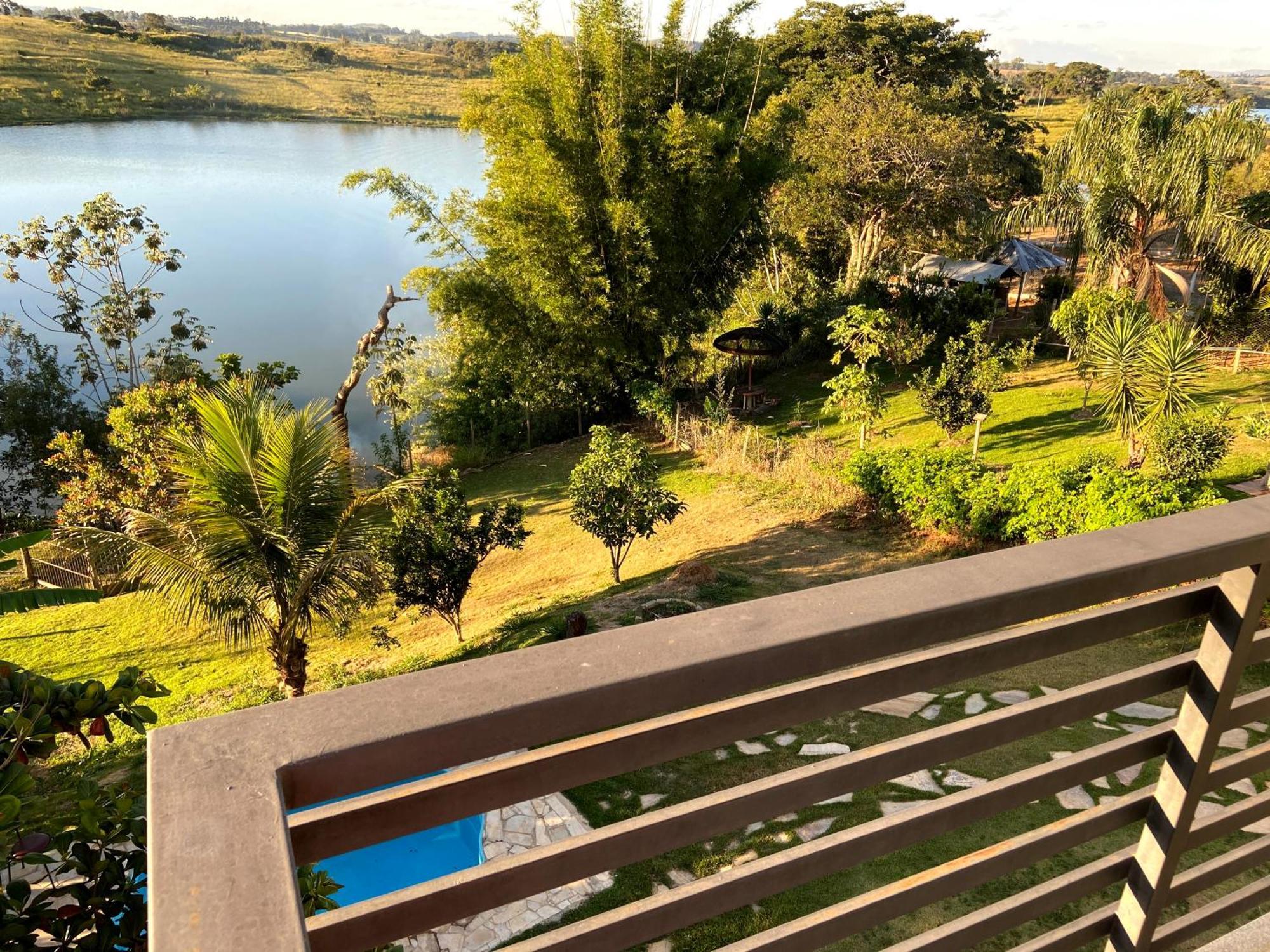 Casa Com Piscina Fundo Pra Represa E Ar Condicionado Casinhabrancadevaranda Ijaci Exteriér fotografie